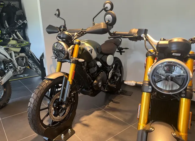 Triumph Scrambler 400 X